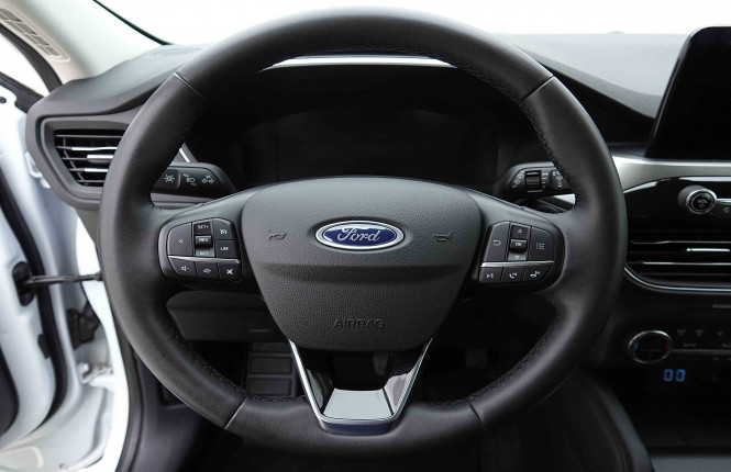 FORD_FORD_KUGA_2654873_36.jpg FORD_FORD_KUGA_2654873_36.jpg