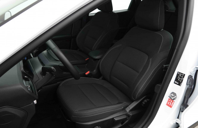 FORD_FORD_KUGA_2654873_56.jpg FORD_FORD_KUGA_2654873_56.jpg