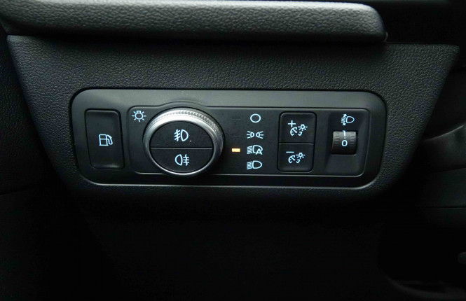 FORD_FORD_KUGA_2654873_68.jpg FORD_FORD_KUGA_2654873_68.jpg