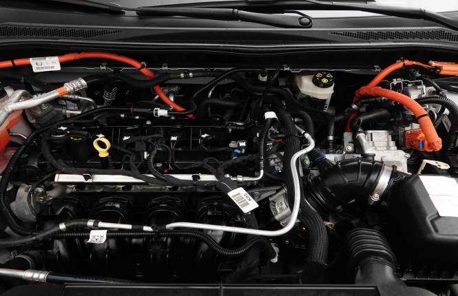 FORD_FORD_KUGA_2654873_71.jpg FORD_FORD_KUGA_2654873_71.jpg