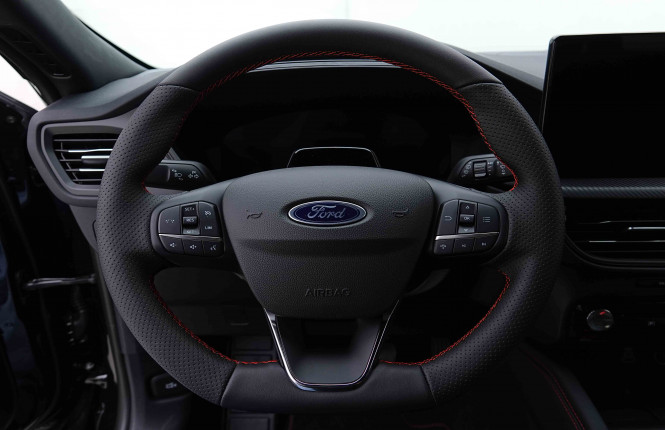 FORD_FORD_KUGA_2655336_8.jpg FORD_FORD_KUGA_2655336_8.jpg