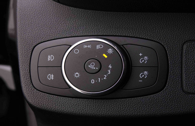 FORD_FORD_PUMA_2546986_8.jpg