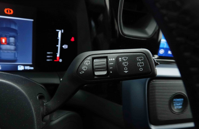 FORD_FORD_TOURNEOCOU_2654167_16.jpg FORD_FORD_TOURNEOCOU_2654167_16.jpg
