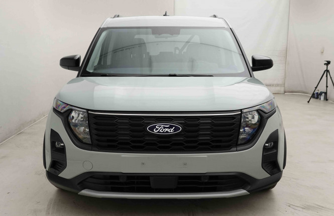 FORD_FORD_TOURNEOCOU_2654167_25.jpg FORD_FORD_TOURNEOCOU_2654167_25.jpg