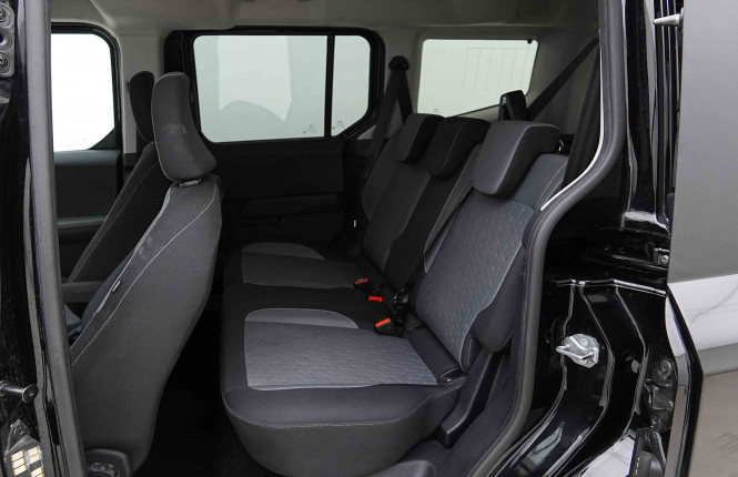 FORD_FORD_TOURNEOCOU_2654509_9.jpg