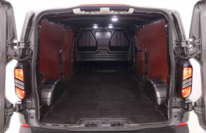 FORD_FORD_TRANSITCUS_2548289_5.jpg