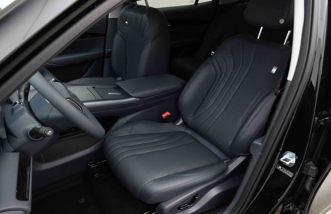 GEELY_GEELY_EX5_2654144_6.jpg GEELY_GEELY_EX5_2654144_6.jpg