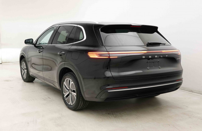 GEELY_GEELY_STARRAYEMI_2654073_24.jpg GEELY_GEELY_STARRAYEMI_2654073_24.jpg