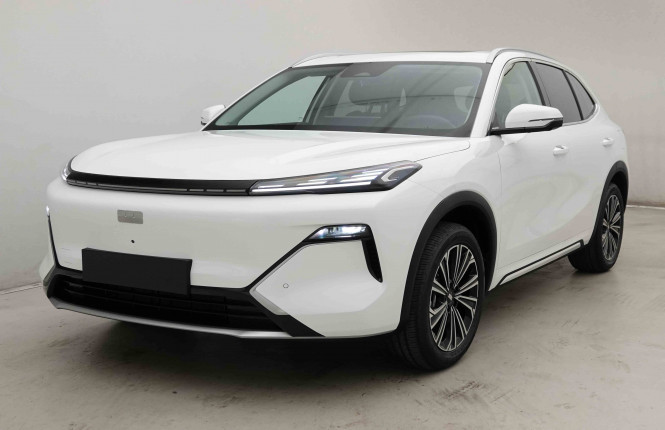 GEELY_GEELY_STARRAYEMI_2654133_24.jpg GEELY_GEELY_STARRAYEMI_2654133_24.jpg