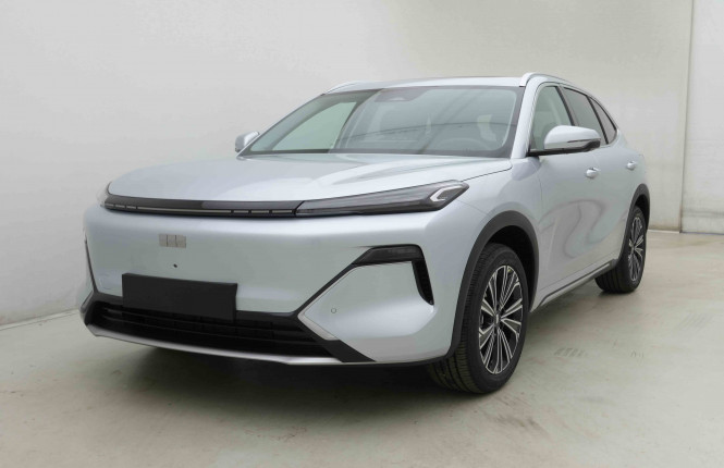 GEELY_GEELY_STARRAYEMI_2654686_24.jpg GEELY_GEELY_STARRAYEMI_2654686_24.jpg