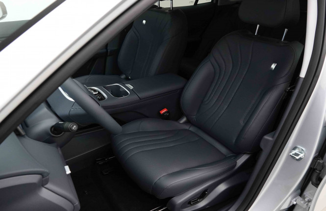 GEELY_GEELY_STARRAYEMI_2654696_6.jpg GEELY_GEELY_STARRAYEMI_2654696_6.jpg