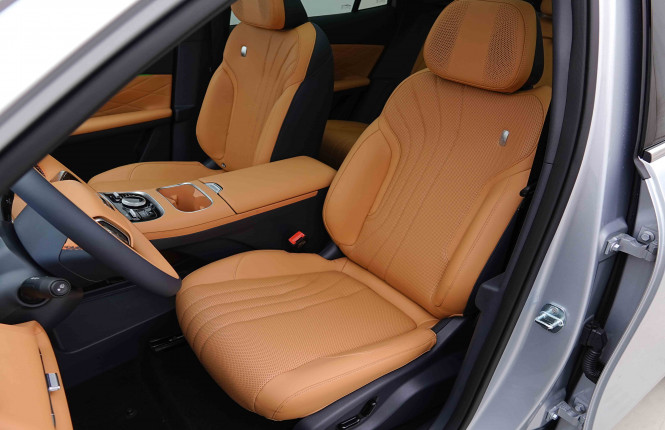 GEELY_GEELY_STARRAYEMI_2655429_7.jpg GEELY_GEELY_STARRAYEMI_2655429_7.jpg
