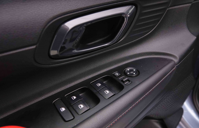 HYUNDAI_HYUNDAI_I20_2551585_18.jpg HYUNDAI_HYUNDAI_I20_2551585_18.jpg