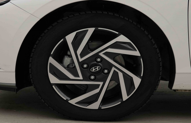 HYUNDAI_HYUNDAI_I20_2653996_18.jpg