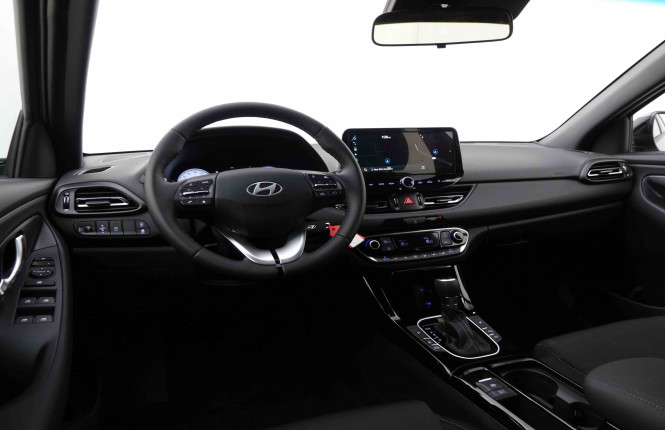 HYUNDAI_HYUNDAI_I30_2548966_7.jpg