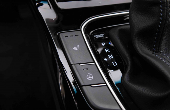HYUNDAI_HYUNDAI_I30_2548967_16.jpg