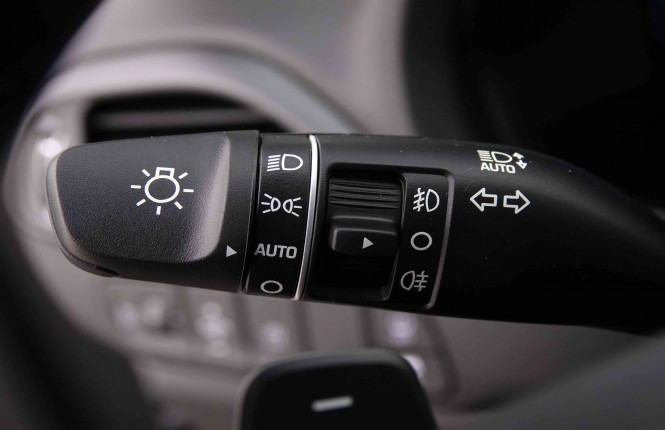 HYUNDAI_HYUNDAI_I30_2548967_18.jpg