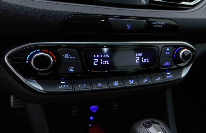HYUNDAI_HYUNDAI_I30_2655656_14.jpg HYUNDAI_HYUNDAI_I30_2655656_14.jpg
