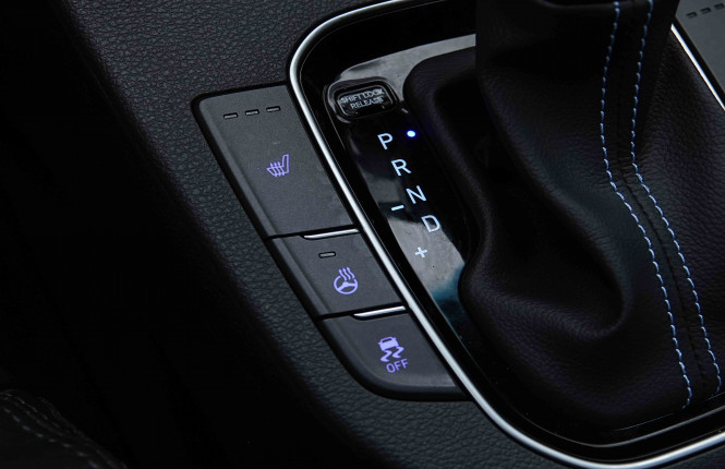 HYUNDAI_HYUNDAI_I30_2655656_15.jpg HYUNDAI_HYUNDAI_I30_2655656_15.jpg