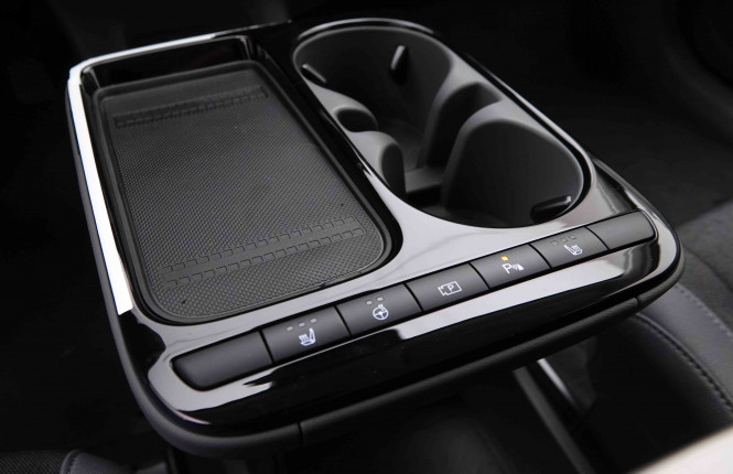 HYUNDAI_HYUNDAI_IONIQ 5_2551433_45.jpg HYUNDAI_HYUNDAI_IONIQ 5_2551433_45.jpg