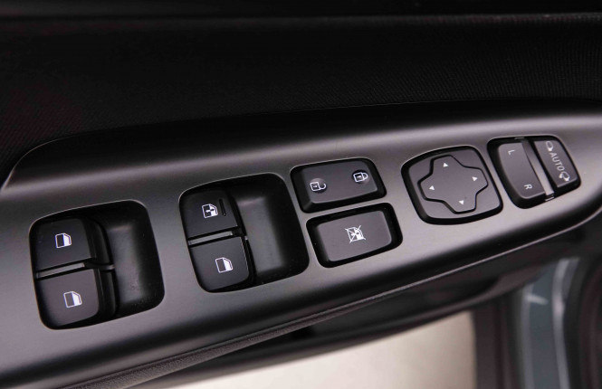 HYUNDAI_HYUNDAI_KONA_2651858_17.jpg HYUNDAI_HYUNDAI_KONA_2651858_17.jpg