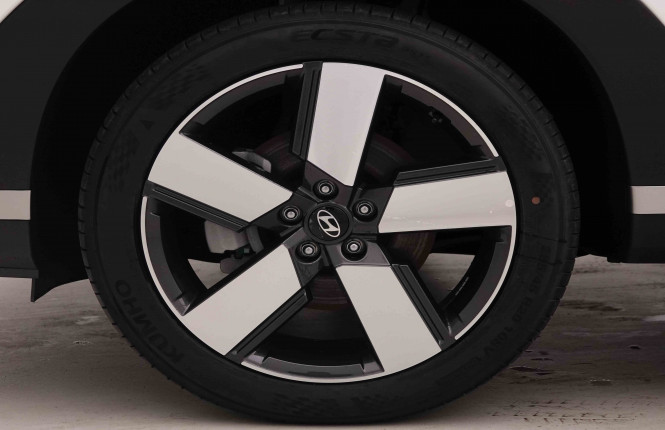 HYUNDAI_HYUNDAI_SANTAFE_2551038_22.jpg HYUNDAI_HYUNDAI_SANTAFE_2551038_22.jpg