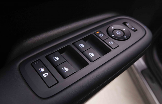 HYUNDAI_HYUNDAI_SANTAFE_2551686_21.jpg HYUNDAI_HYUNDAI_SANTAFE_2551686_21.jpg