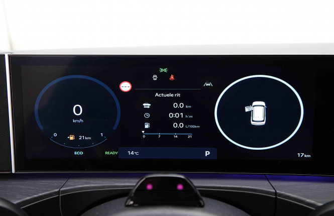 HYUNDAI_HYUNDAI_SANTAFE_2551687_16.jpg HYUNDAI_HYUNDAI_SANTAFE_2551687_16.jpg