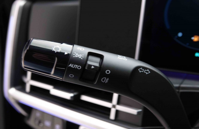 HYUNDAI_HYUNDAI_SANTAFE_2551687_17.jpg HYUNDAI_HYUNDAI_SANTAFE_2551687_17.jpg