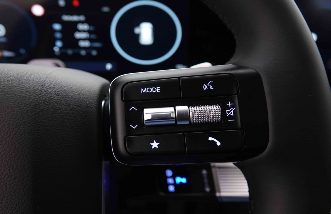 HYUNDAI_HYUNDAI_SANTAFE_2551687_20.jpg HYUNDAI_HYUNDAI_SANTAFE_2551687_20.jpg