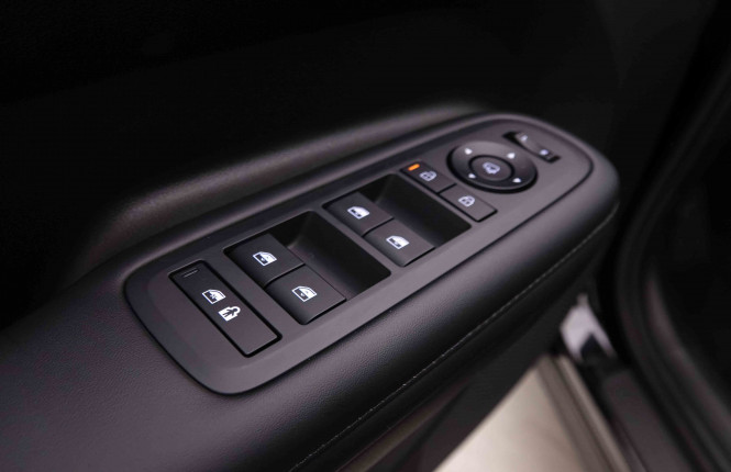 HYUNDAI_HYUNDAI_SANTAFE_2551687_21.jpg HYUNDAI_HYUNDAI_SANTAFE_2551687_21.jpg