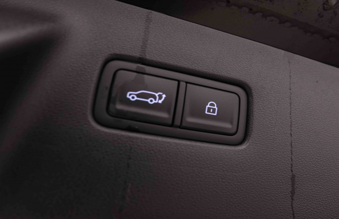 HYUNDAI_HYUNDAI_SANTAFE_2551687_6.jpg HYUNDAI_HYUNDAI_SANTAFE_2551687_6.jpg