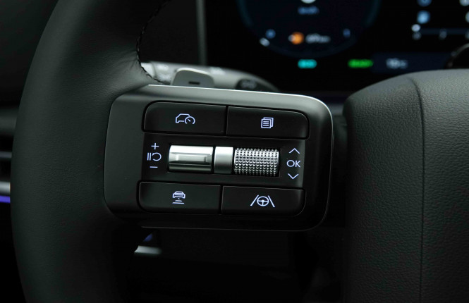 HYUNDAI_HYUNDAI_SANTAFE_2653589_50.jpg
