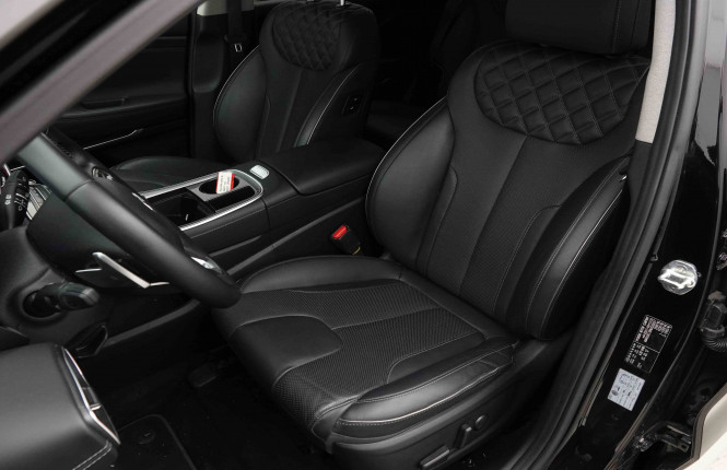 HYUNDAI_HYUNDAI_SANTAFE_2654285_7.jpg HYUNDAI_HYUNDAI_SANTAFE_2654285_7.jpg