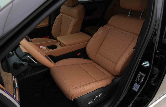 HYUNDAI_HYUNDAI_SANTAFE_2655044_8.jpg HYUNDAI_HYUNDAI_SANTAFE_2655044_8.jpg