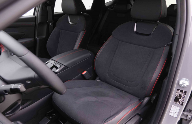 HYUNDAI_HYUNDAI_TUCSON_2547801_6.jpg