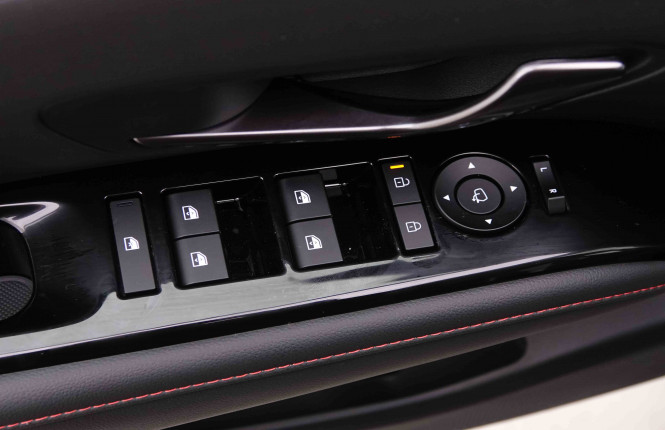 HYUNDAI_HYUNDAI_TUCSON_2547803_22.jpg
