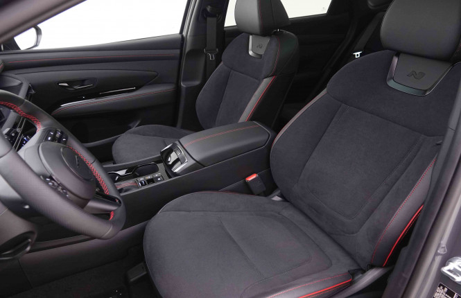 HYUNDAI_HYUNDAI_TUCSON_2547803_6.jpg