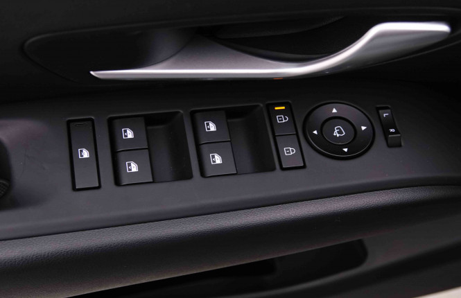 HYUNDAI_HYUNDAI_TUCSON_2547885_20.jpg