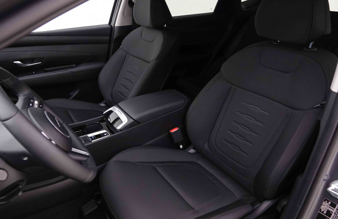 HYUNDAI_HYUNDAI_TUCSON_2547889_6.jpg