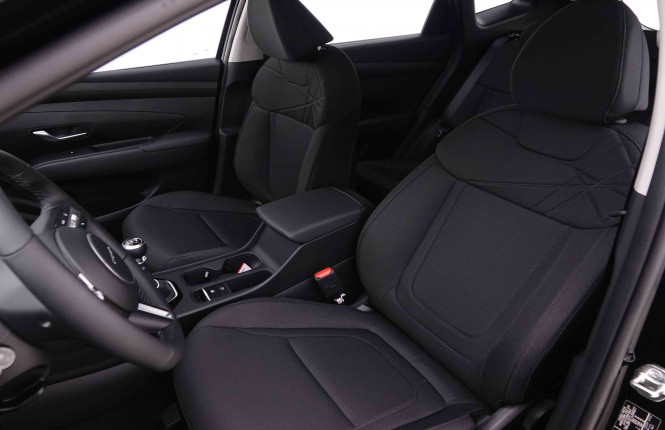 HYUNDAI_HYUNDAI_TUCSON_2548567_6.jpg