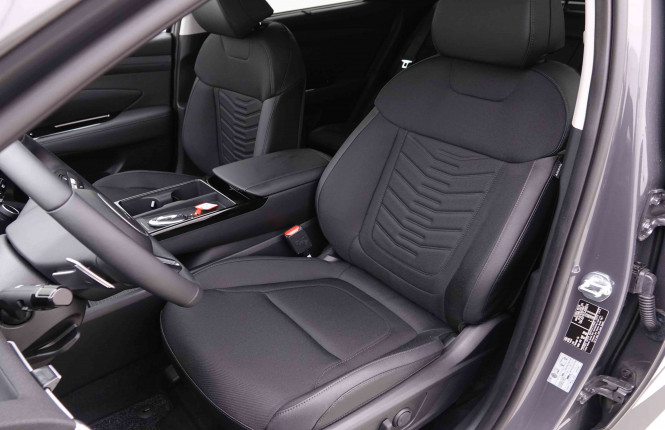 HYUNDAI_HYUNDAI_TUCSON_2549277_7.jpg