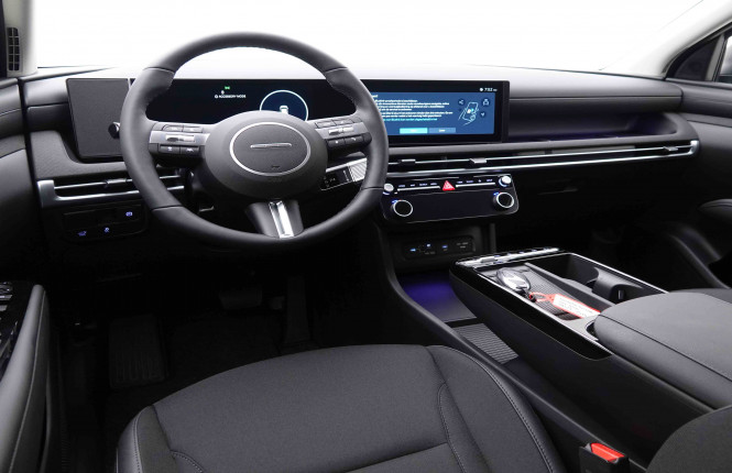HYUNDAI_HYUNDAI_TUCSON_2549277_8.jpg