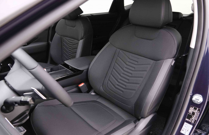 HYUNDAI_HYUNDAI_TUCSON_2549279_7.jpg