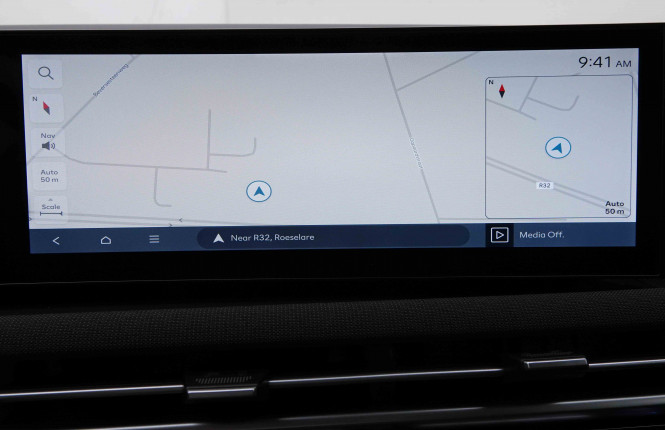 HYUNDAI_HYUNDAI_TUCSON_2549285_10.jpg
