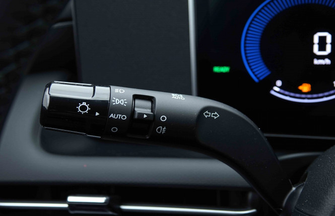 HYUNDAI_HYUNDAI_TUCSON_2655289_14.jpg