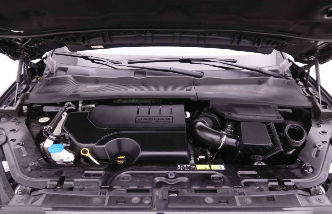 JAGUAR_JAGUAR_E_PACE_2446043_23.jpg