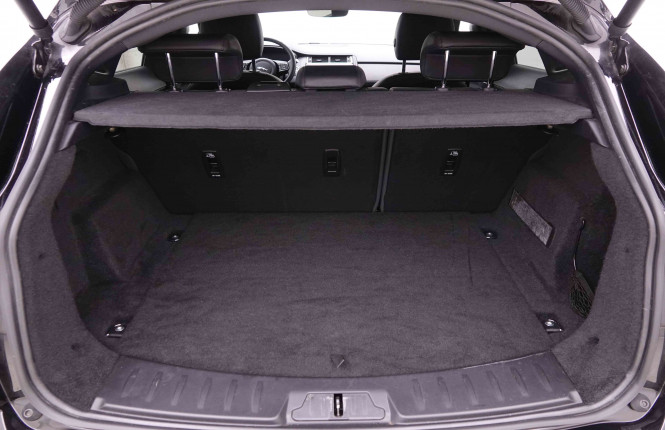 JAGUAR_JAGUAR_E_PACE_2446043_5.jpg