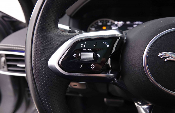 JAGUAR_JAGUAR_XE_2547591_19.jpg