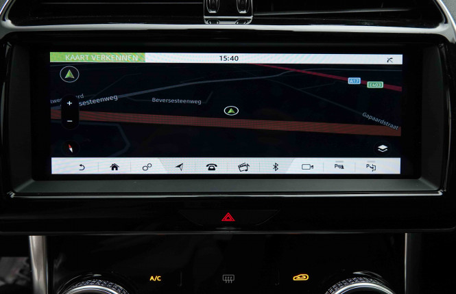 JAGUAR_JAGUAR_XE_2654332_10.jpg JAGUAR_JAGUAR_XE_2654332_10.jpg